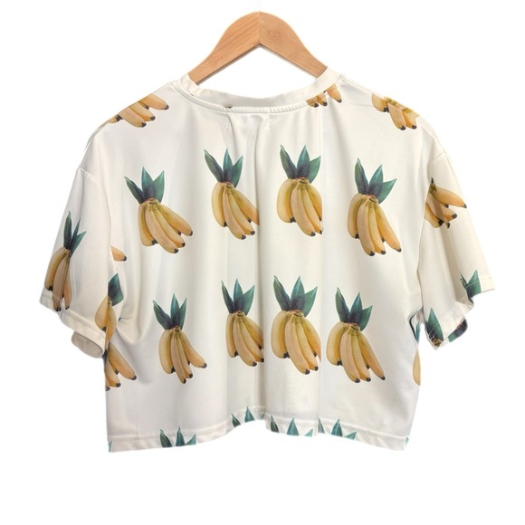 Stylenanda banana print crop top & miniskirt set - Picture 3 of 7